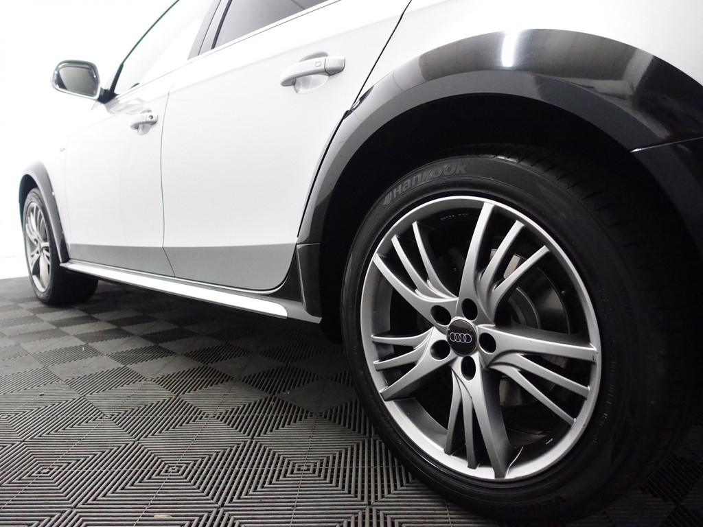 
Audi A4 Allroad 2.0 TFSI 230pk Quattro Pro Line S Aut- Sport Leder, Navi, Xenon Led, PDC, LMV, vol									