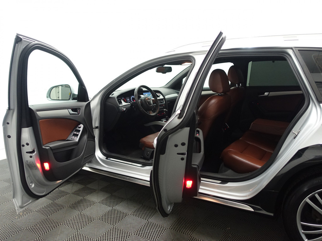 
Audi A4 Allroad 2.0 TFSI 230pk Quattro Pro Line S Aut- Sport Leder, Navi, Xenon Led, PDC, LMV, vol									
