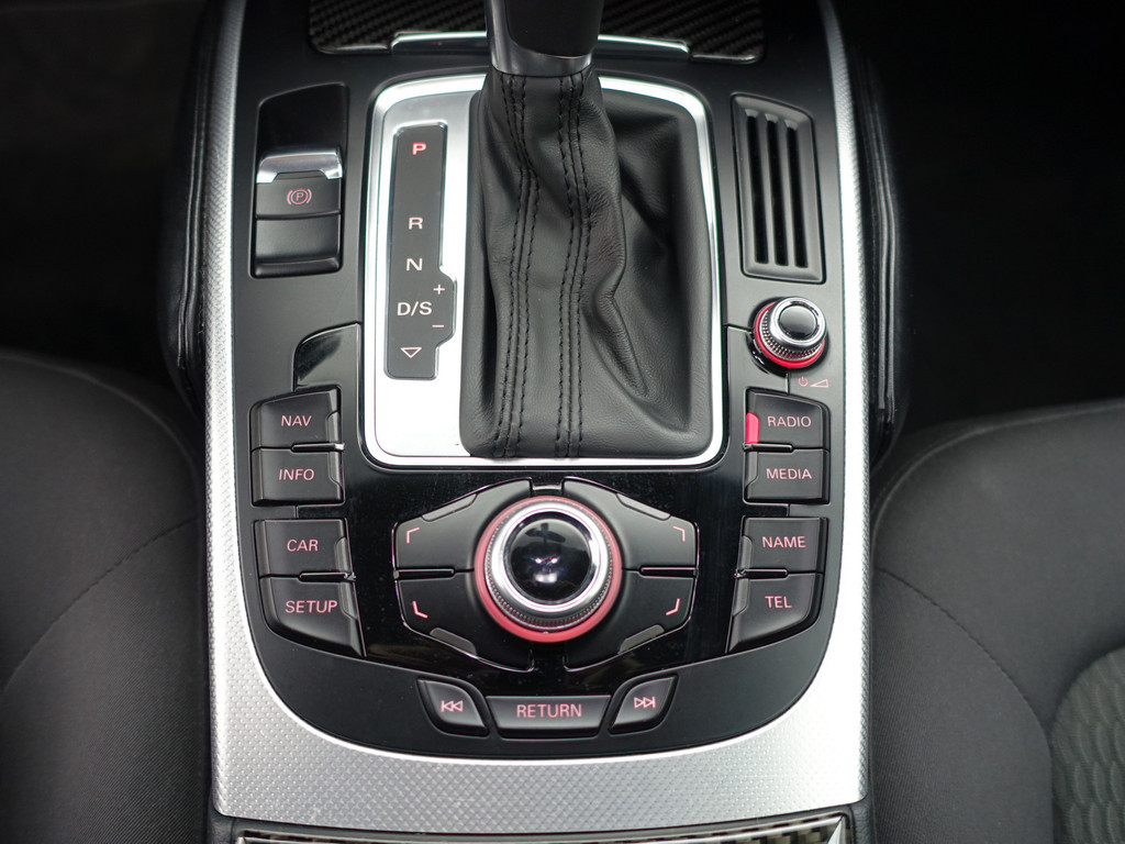 
Audi A5 Sportback 1.8 TFSI 170Pk S-Line Aut- Xenon Led, Navi, Cruise, Clima, Park Assist, Carbon Pakket vol									