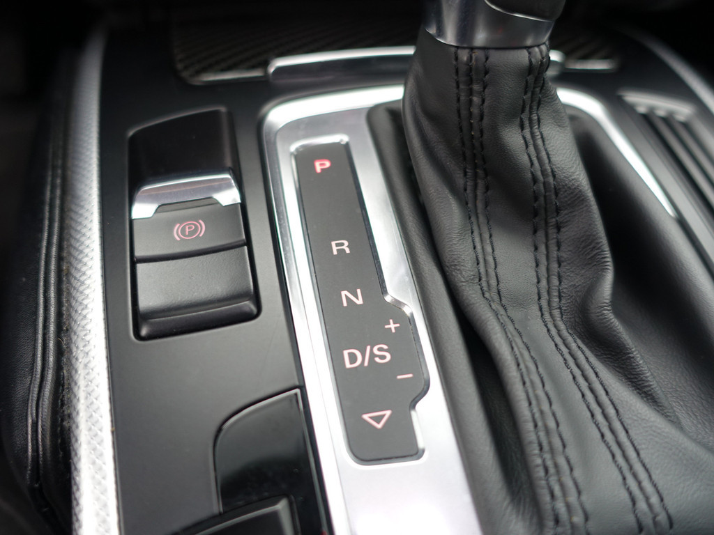 
Audi A5 Sportback 1.8 TFSI 170Pk S-Line Aut- Xenon Led, Navi, Cruise, Clima, Park Assist, Carbon Pakket vol									