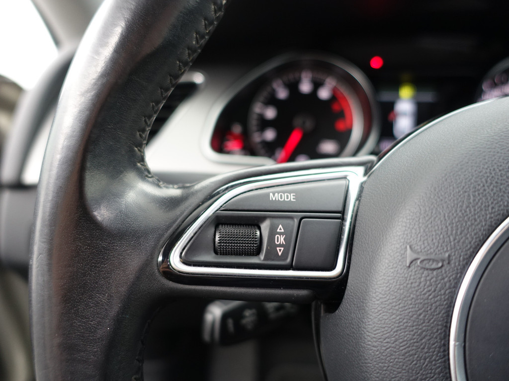 
Audi A5 Sportback 1.8 TFSI 170Pk S-Line Aut- Xenon Led, Navi, Cruise, Clima, Park Assist, Carbon Pakket vol									