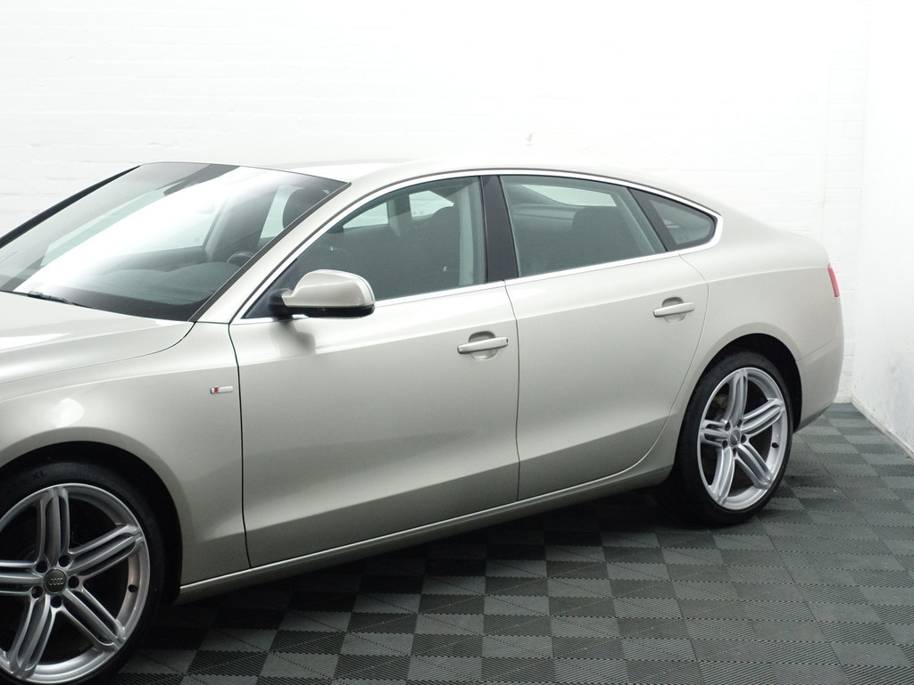 
Audi A5 Sportback 1.8 TFSI 170Pk S-Line Aut- Xenon Led, Navi, Cruise, Clima, Park Assist, Carbon Pakket vol									