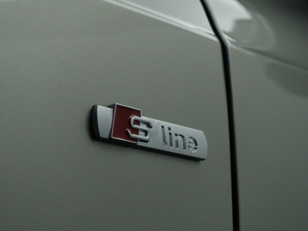 
Audi A5 Sportback 1.8 TFSI 170Pk S-Line Aut- Xenon Led, Navi, Cruise, Clima, Park Assist, Carbon Pakket vol									