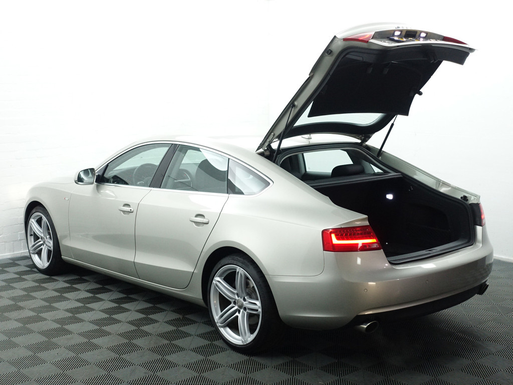 
Audi A5 Sportback 1.8 TFSI 170Pk S-Line Aut- Xenon Led, Navi, Cruise, Clima, Park Assist, Carbon Pakket vol									