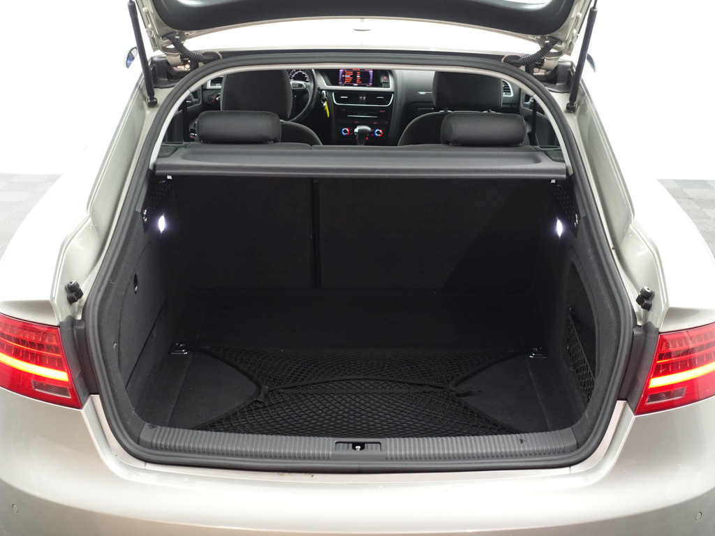 
Audi A5 Sportback 1.8 TFSI 170Pk S-Line Aut- Xenon Led, Navi, Cruise, Clima, Park Assist, Carbon Pakket vol									