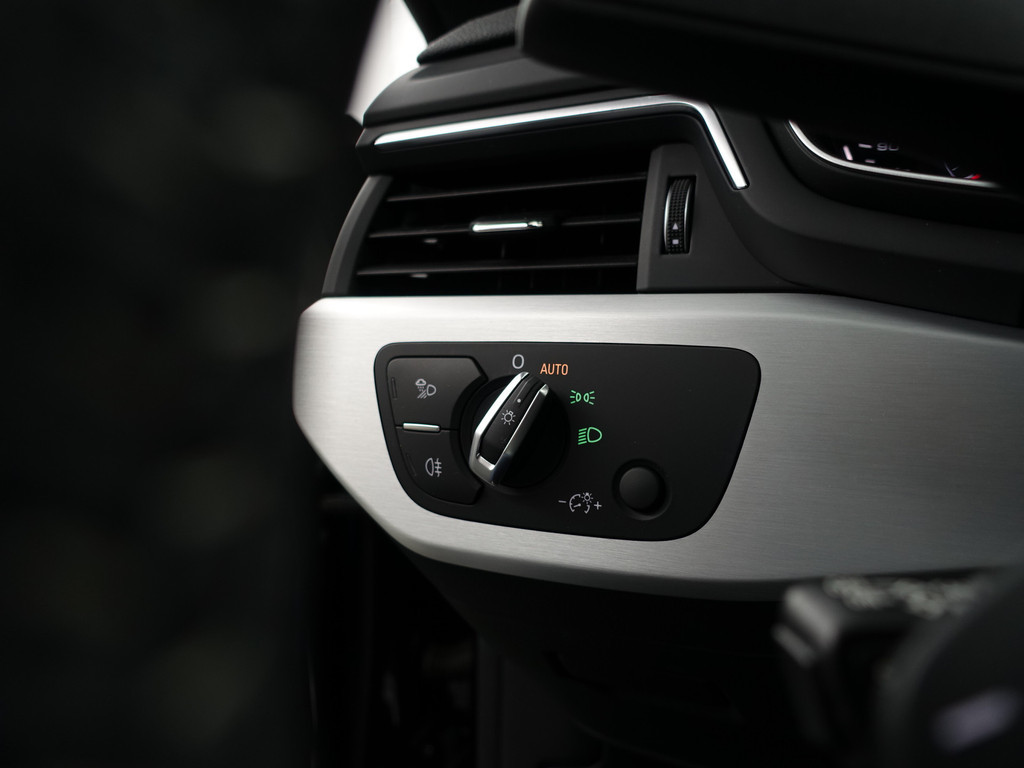 
Audi A5 Sportback 1.4 TFSI S Competition Aut- Xenon Led, Sfeerverlichting, Park Assist, Dynamic Select vol									