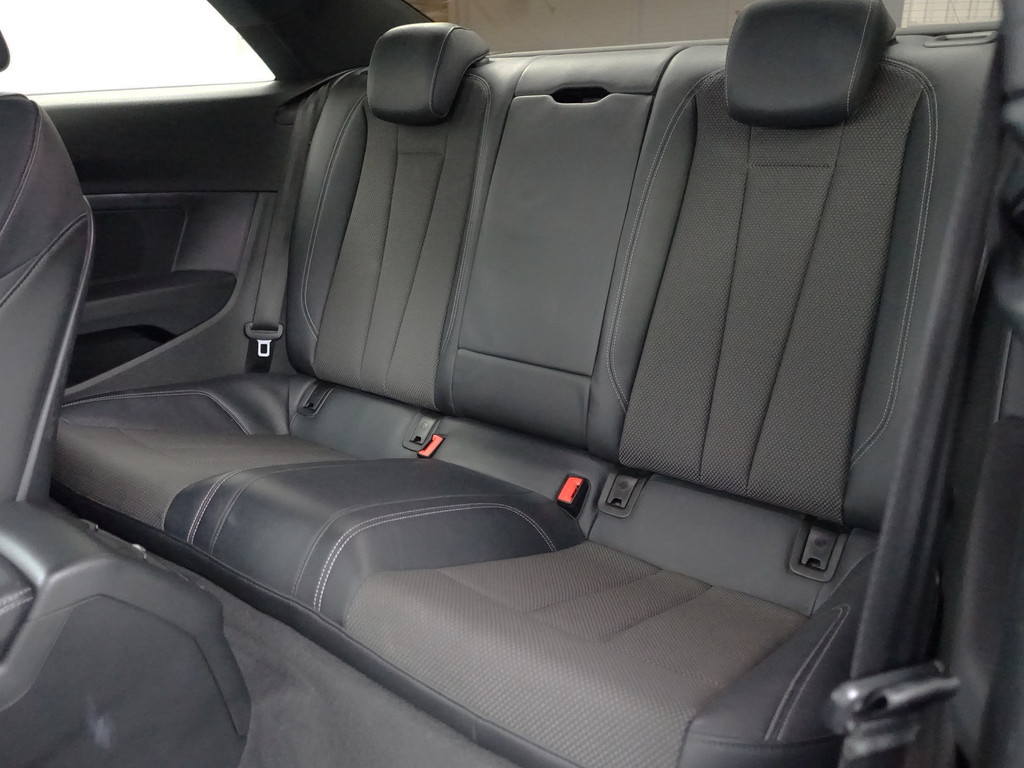 
Audi A5 Coupé 40 TFSI S line Black Optic Aut- Xenon Led, Dynamic Select, Keyless, Sfeerverlichting, Navi, Park Assist vol									