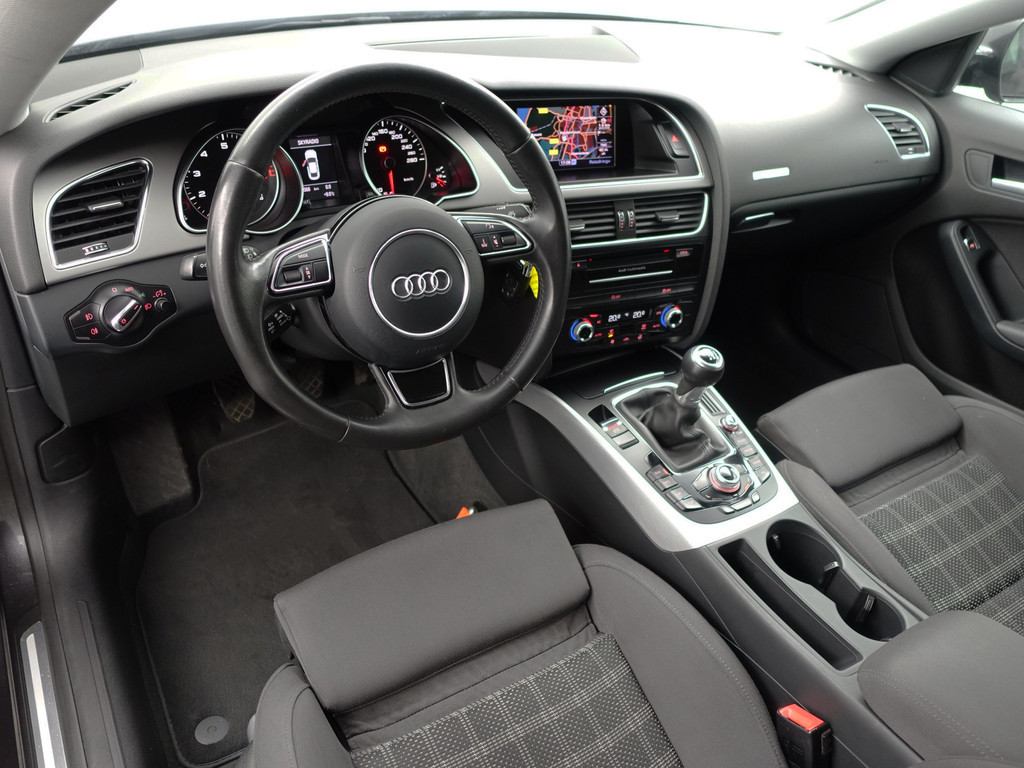 
								Audi A5 Sportback 1.8 TFSI Pro Line S Black Optic- Xenon Led, Sport Interieur, Park Assist, Navi, Clima, Cruise vol									