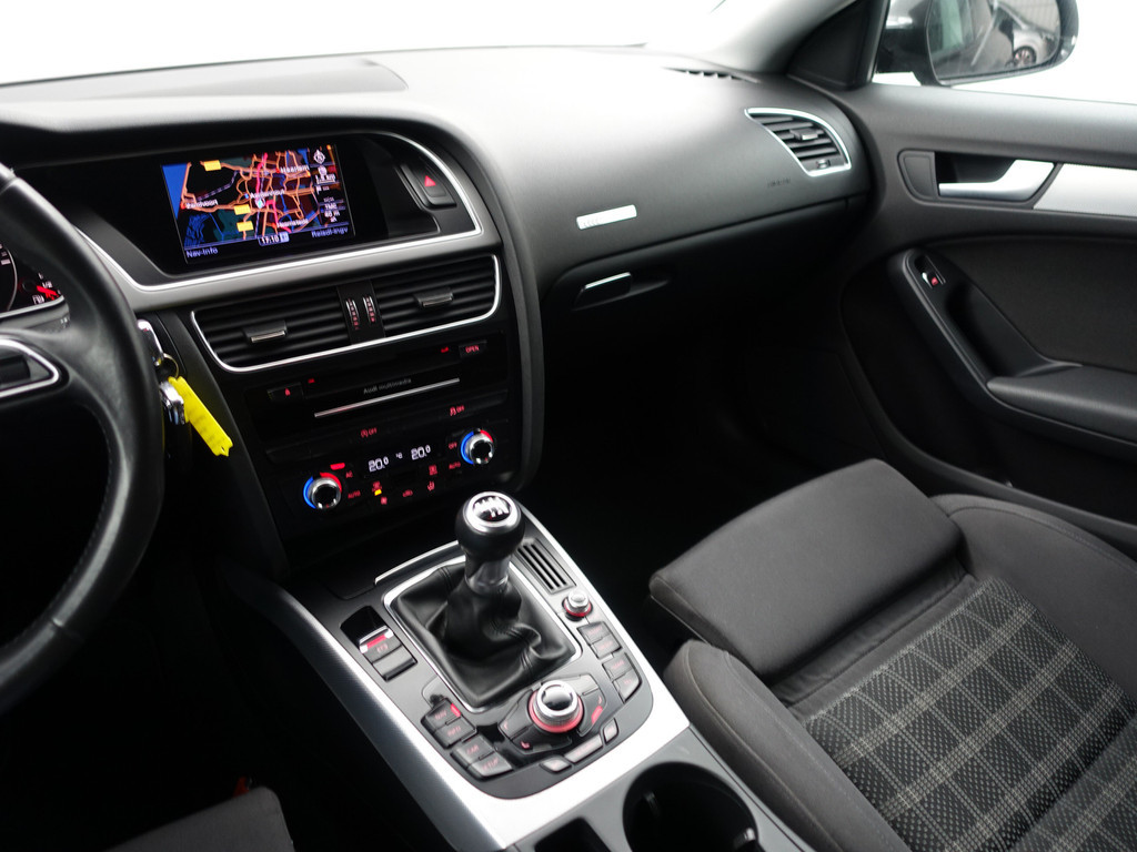 
								Audi A5 Sportback 1.8 TFSI Pro Line S Black Optic- Xenon Led, Sport Interieur, Park Assist, Navi, Clima, Cruise vol									