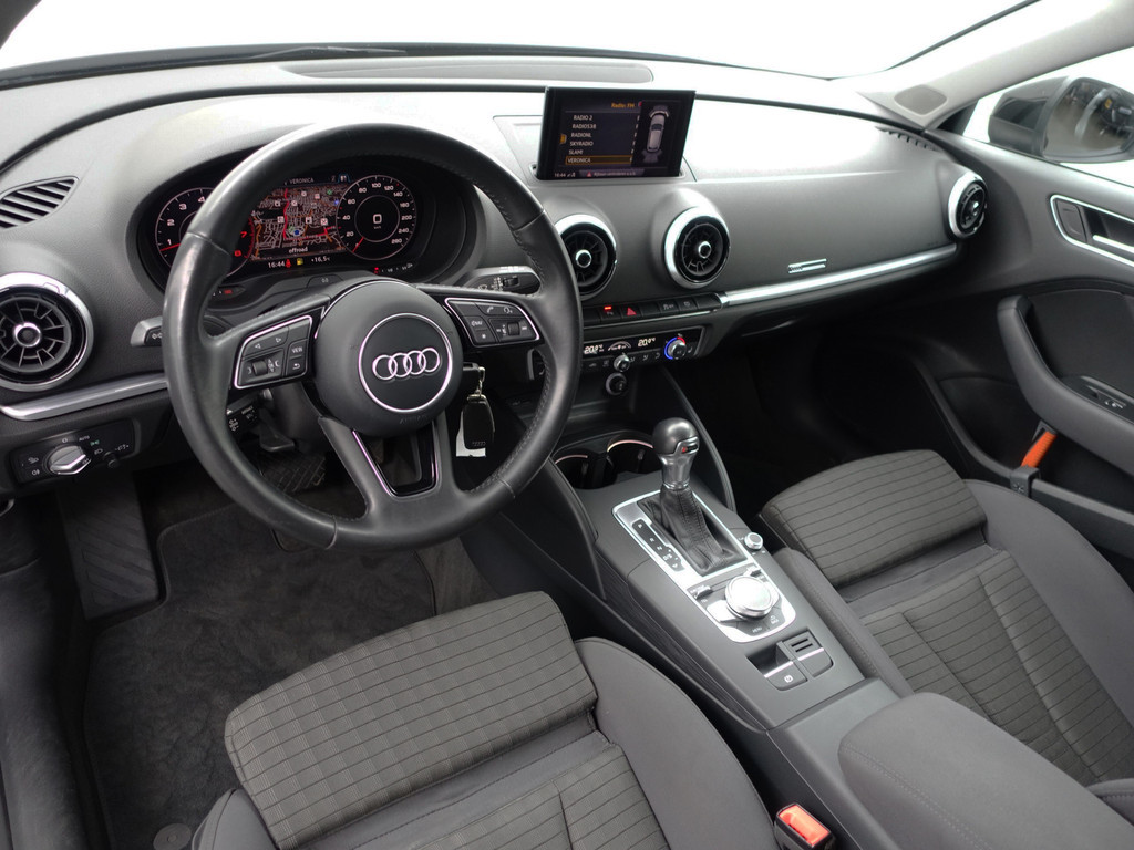 
								Audi A3 Sportback 1.5 TFSI Pro Line S Plus Aut- Xenon Led, Virtual Cockpit, Sfeerverlichting, Sport Interieur, Dynamic Select, Park Assist vol									