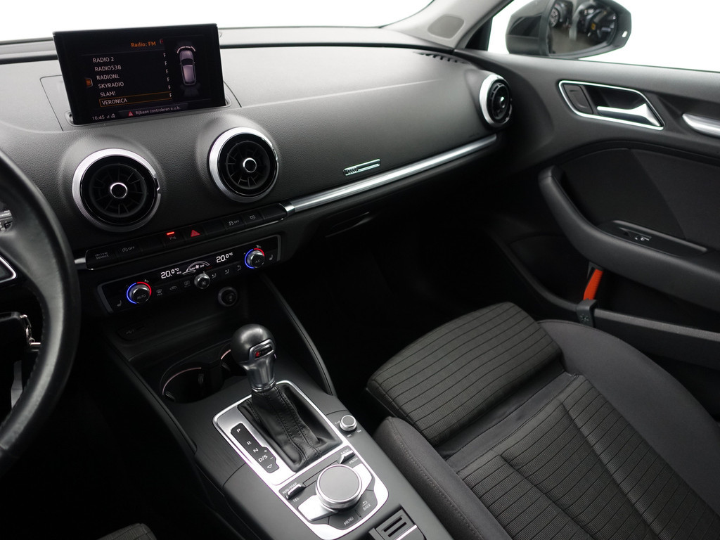 
								Audi A3 Sportback 1.5 TFSI Pro Line S Plus Aut- Xenon Led, Virtual Cockpit, Sfeerverlichting, Sport Interieur, Dynamic Select, Park Assist vol									
