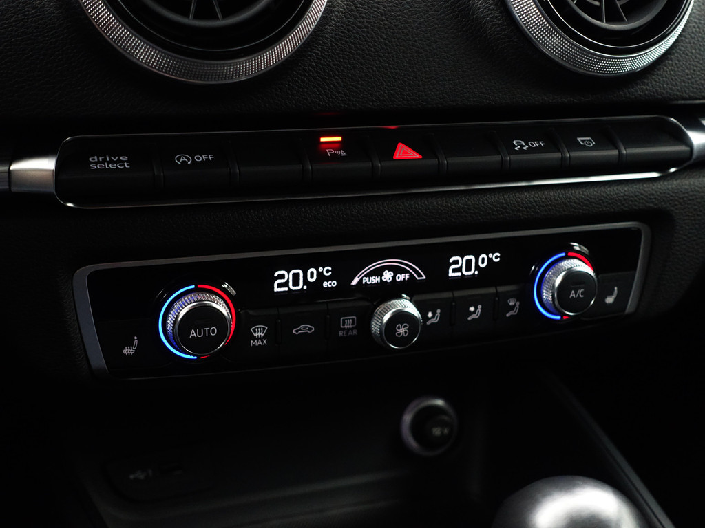 
								Audi A3 Sportback 1.5 TFSI Pro Line S Plus Aut- Xenon Led, Virtual Cockpit, Sfeerverlichting, Sport Interieur, Dynamic Select, Park Assist vol									