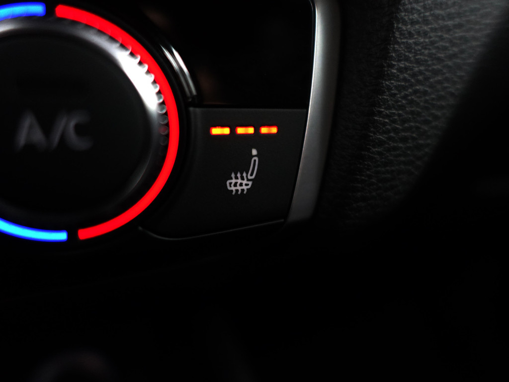 
								Audi A3 Sportback 1.5 TFSI Pro Line S Plus Aut- Xenon Led, Virtual Cockpit, Sfeerverlichting, Sport Interieur, Dynamic Select, Park Assist vol									