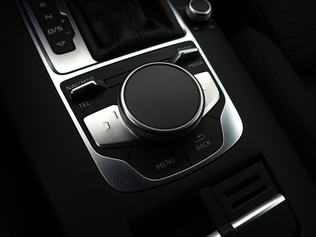 
								Audi A3 Sportback 1.5 TFSI Pro Line S Plus Aut- Xenon Led, Virtual Cockpit, Sfeerverlichting, Sport Interieur, Dynamic Select, Park Assist vol									