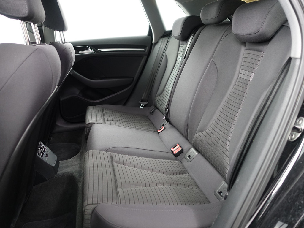 
								Audi A3 Sportback 1.5 TFSI Pro Line S Plus Aut- Xenon Led, Virtual Cockpit, Sfeerverlichting, Sport Interieur, Dynamic Select, Park Assist vol									