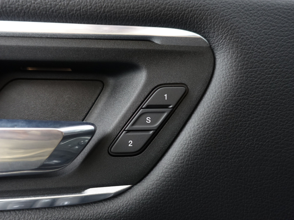 
Dodge Ram 1500 5.7 V8 4×4 Crew Cab Laramie Aut- Prins Onderbouw, Carplay, Alpine Audio, Stoelventilatie, Stuur/Stoelverwarming, Memory vol									