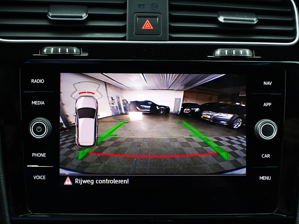 
								Volkswagen Golf 7.5 2.0 TSI GTI Performance Aut- Panoramadak, Virtual Cockpit, Clubsport Interieur, Dynamic Select, Carplay vol									