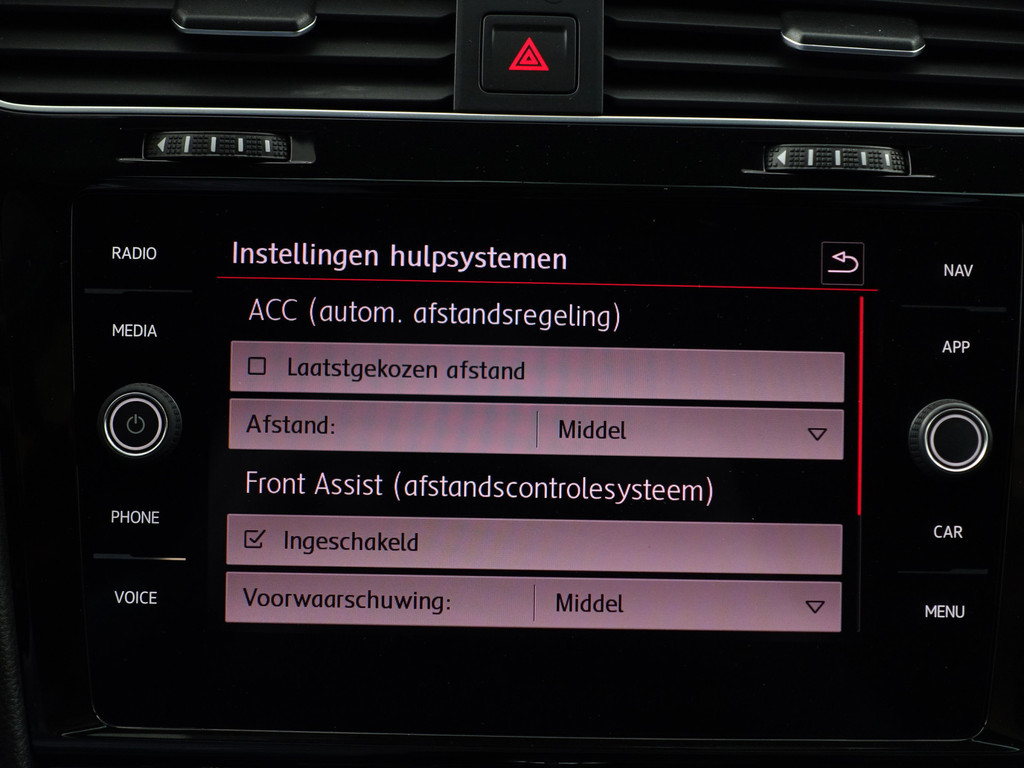 
								Volkswagen Golf 7.5 2.0 TSI GTI Performance Aut- Panoramadak, Virtual Cockpit, Clubsport Interieur, Dynamic Select, Carplay vol									