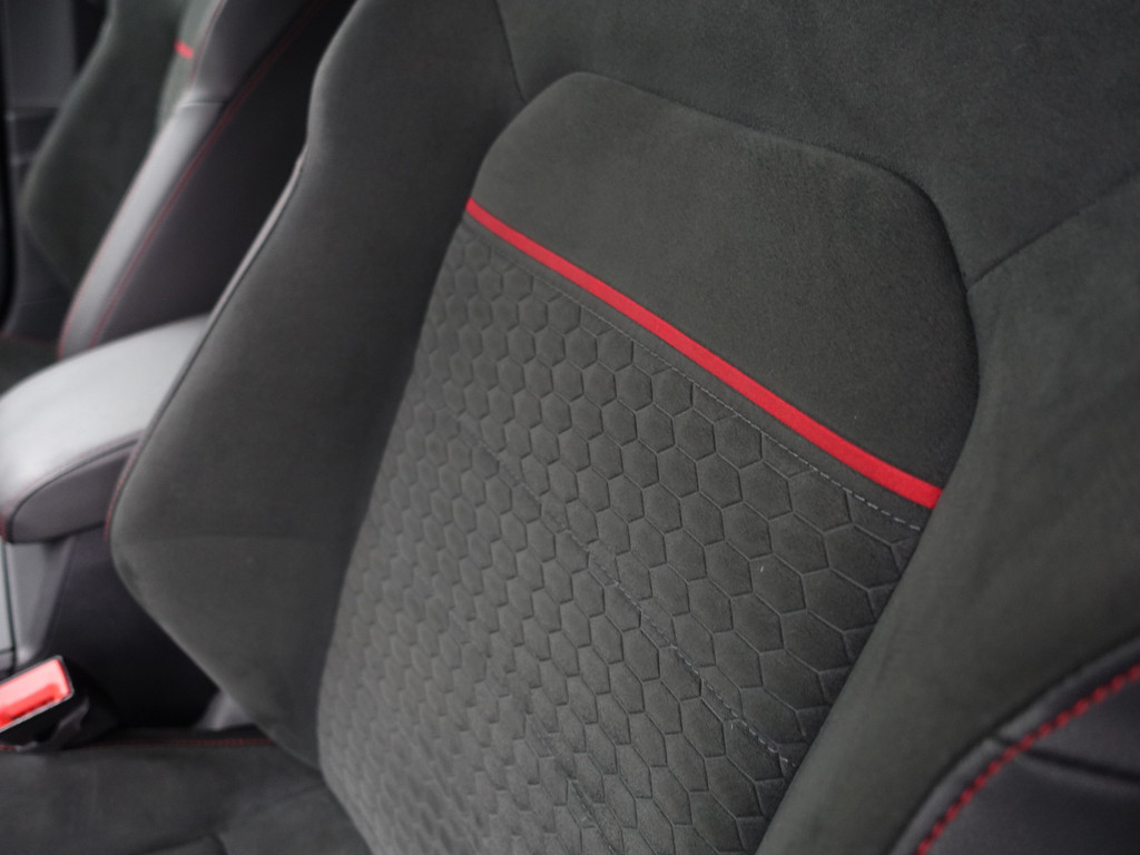 
								Volkswagen Golf 7.5 2.0 TSI GTI Performance Aut- Panoramadak, Virtual Cockpit, Clubsport Interieur, Dynamic Select, Carplay vol									