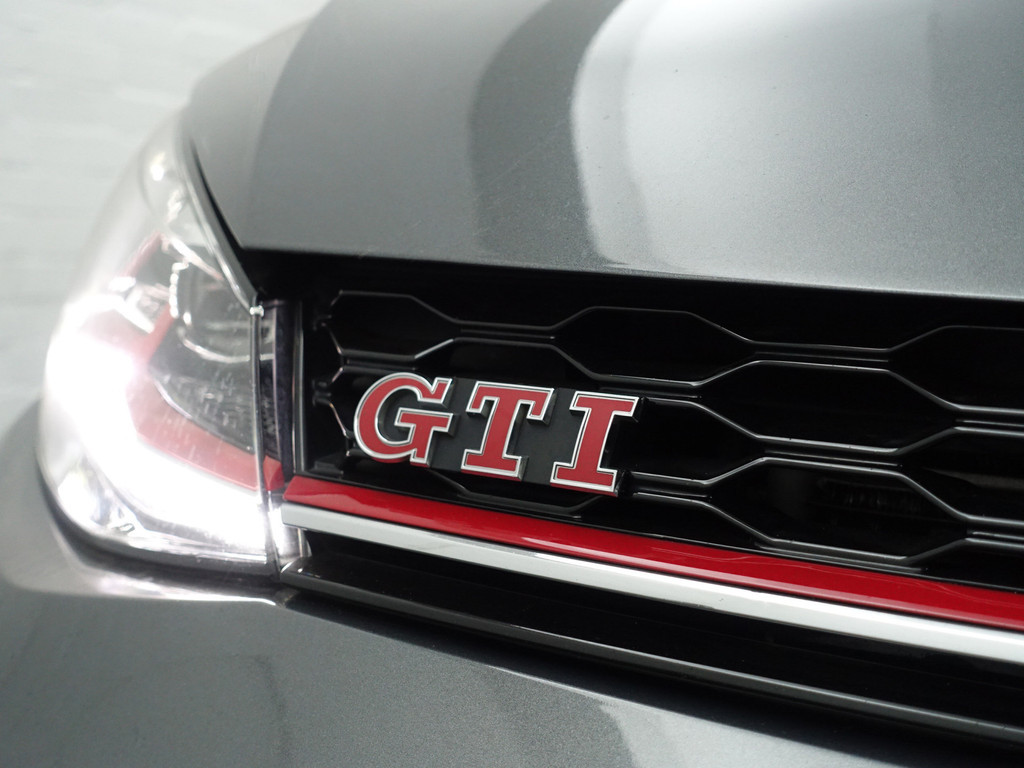 
								Volkswagen Golf 7.5 2.0 TSI GTI Performance Aut- Panoramadak, Virtual Cockpit, Clubsport Interieur, Dynamic Select, Carplay vol									