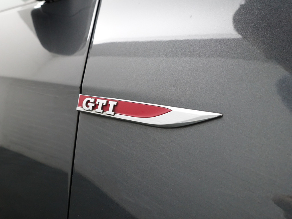 
								Volkswagen Golf 7.5 2.0 TSI GTI Performance Aut- Panoramadak, Virtual Cockpit, Clubsport Interieur, Dynamic Select, Carplay vol									