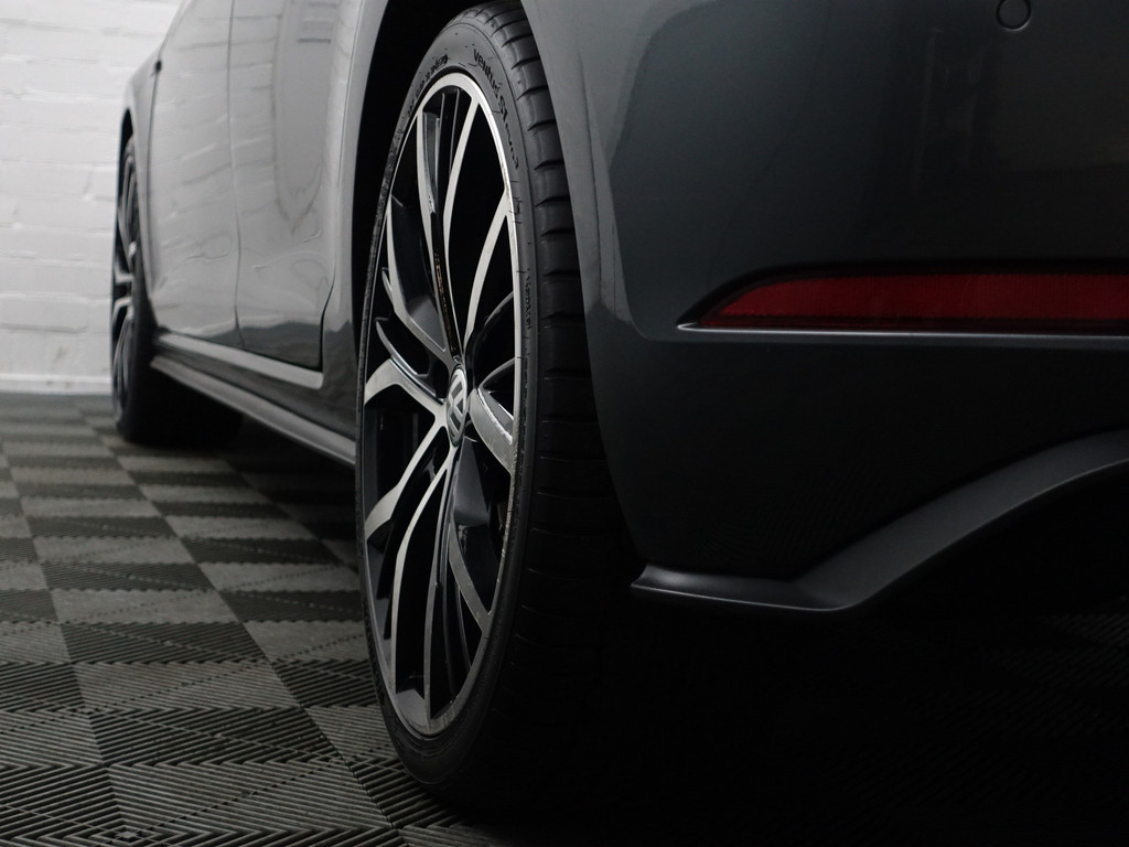 
								Volkswagen Golf 7.5 2.0 TSI GTI Performance Aut- Panoramadak, Virtual Cockpit, Clubsport Interieur, Dynamic Select, Carplay vol									