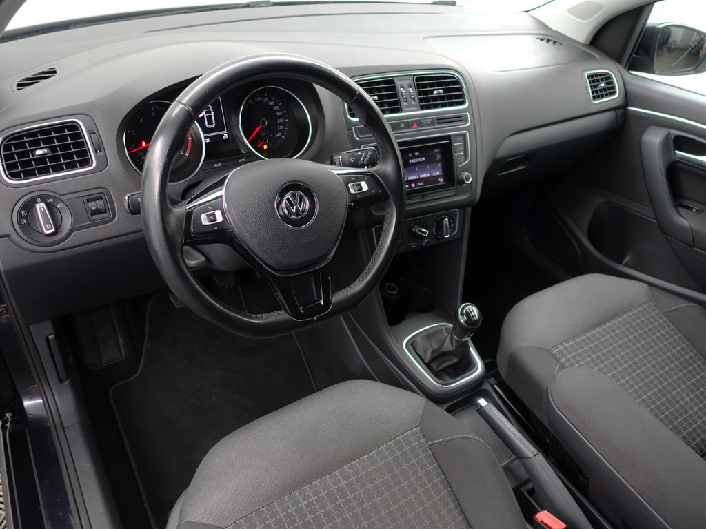 
Volkswagen Polo 1.0 First Edition- 118dkm, Mf Stuur, Clima, Comfort Interieur, Spiegel Pakket vol									