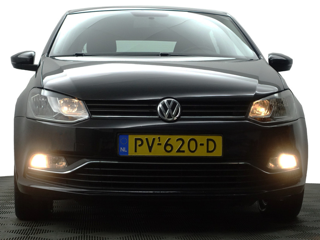 
Volkswagen Polo 1.0 First Edition- 118dkm, Mf Stuur, Clima, Comfort Interieur, Spiegel Pakket vol									