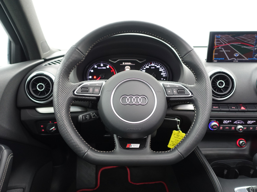 
								Audi A3 Limousine 1.4 TFSI S-line Aut- Panodak, Sport Interieur, Xenon led, Sfeerverlichting, Park Assist, Navi vol									