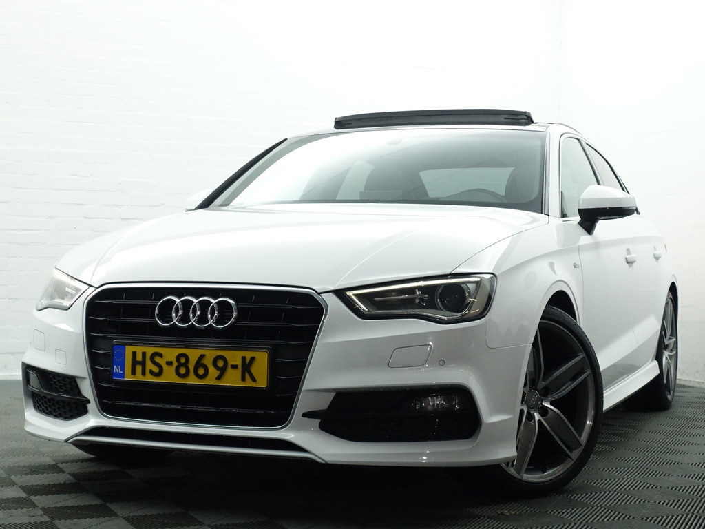 
								Audi A3 Limousine 1.4 TFSI S-line Aut- Panodak, Sport Interieur, Xenon led, Sfeerverlichting, Park Assist, Navi vol									