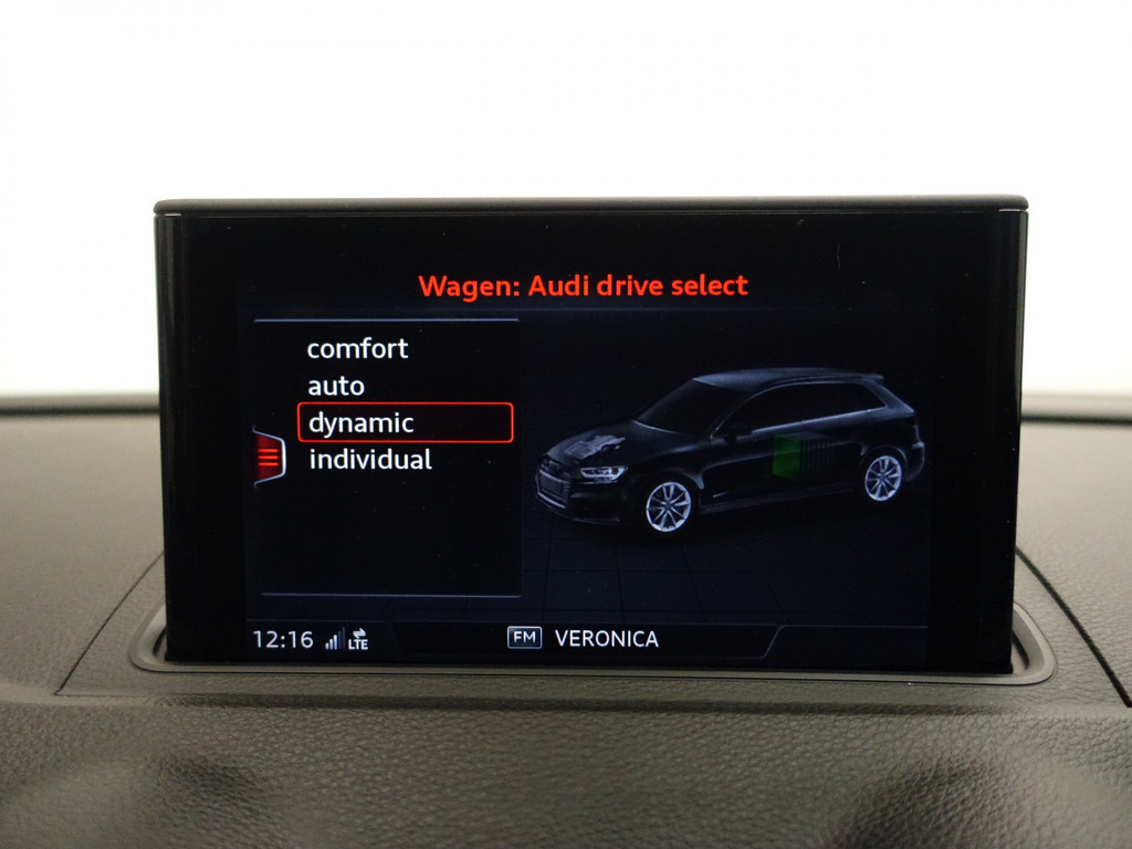 
								Audi A3 Sportback 1.4 e-tron Pro Line S S-Line Aut- Facelift, Virtual Cockpit, Leder Sport Interieur, Keyless, Dynamic Select vol									