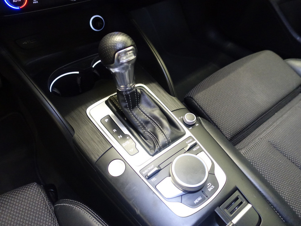 
								Audi A3 Sportback 1.4 e-tron Pro Line S S-Line Aut- Facelift, Virtual Cockpit, Leder Sport Interieur, Keyless, Dynamic Select vol									