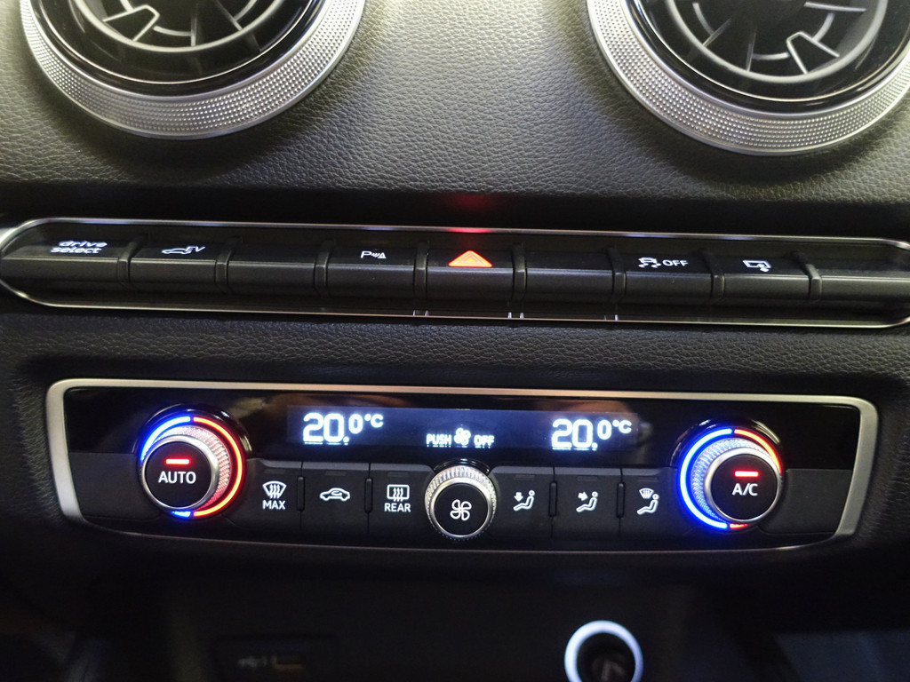 
								Audi A3 Sportback 1.4 e-tron Pro Line S S-Line Aut- Facelift, Virtual Cockpit, Leder Sport Interieur, Keyless, Dynamic Select vol									