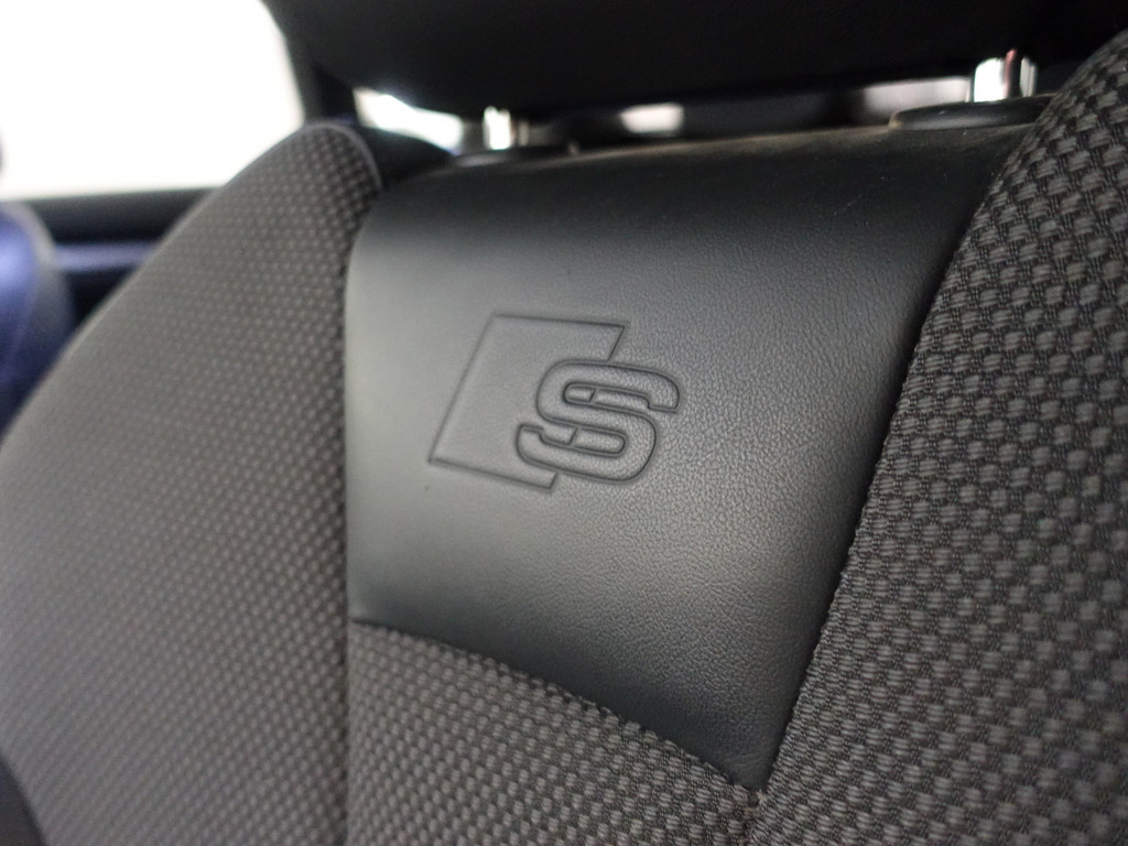 
								Audi A3 Sportback 1.4 e-tron Pro Line S S-Line Aut- Facelift, Virtual Cockpit, Leder Sport Interieur, Keyless, Dynamic Select vol									