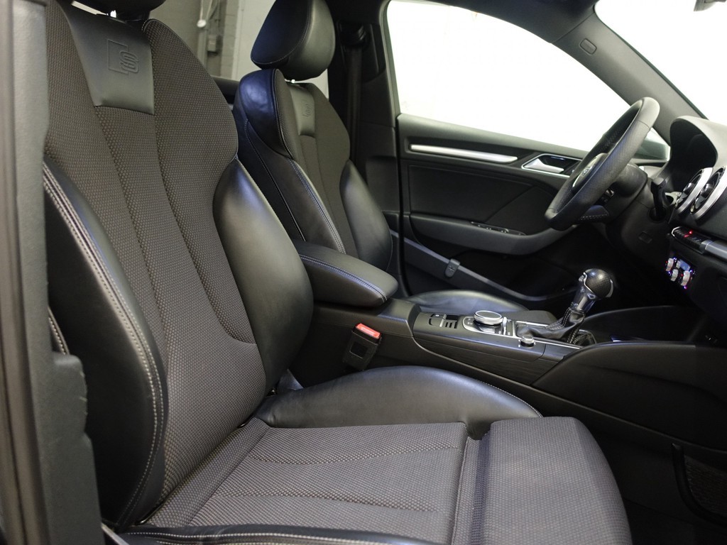 
								Audi A3 Sportback 1.4 e-tron Pro Line S S-Line Aut- Facelift, Virtual Cockpit, Leder Sport Interieur, Keyless, Dynamic Select vol									