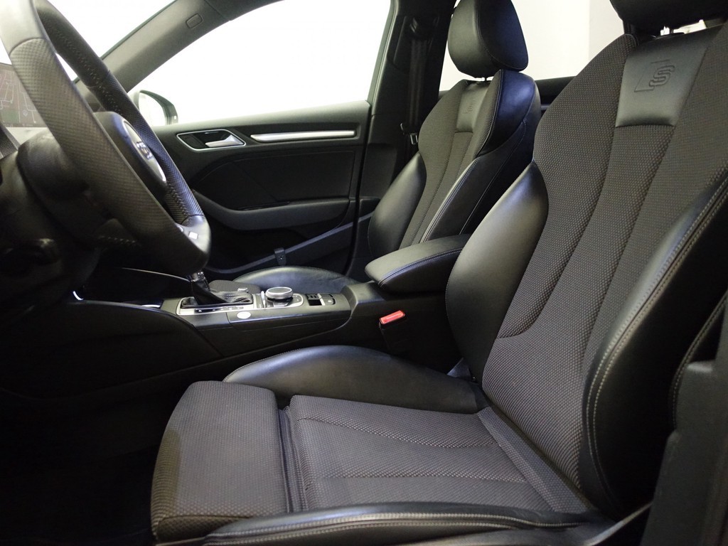 
								Audi A3 Sportback 1.4 e-tron Pro Line S S-Line Aut- Facelift, Virtual Cockpit, Leder Sport Interieur, Keyless, Dynamic Select vol									