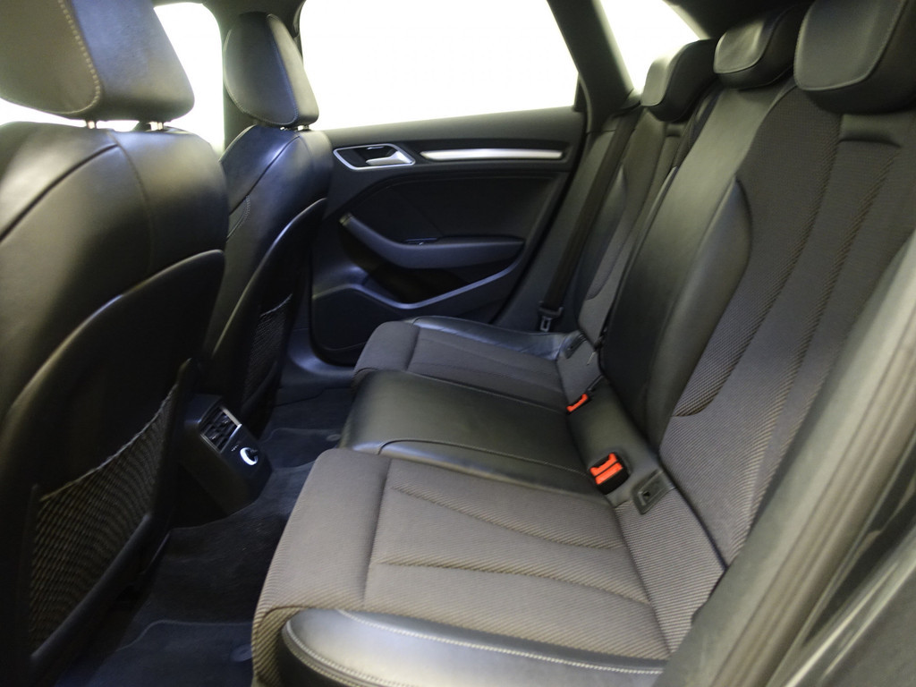
								Audi A3 Sportback 1.4 e-tron Pro Line S S-Line Aut- Facelift, Virtual Cockpit, Leder Sport Interieur, Keyless, Dynamic Select vol									