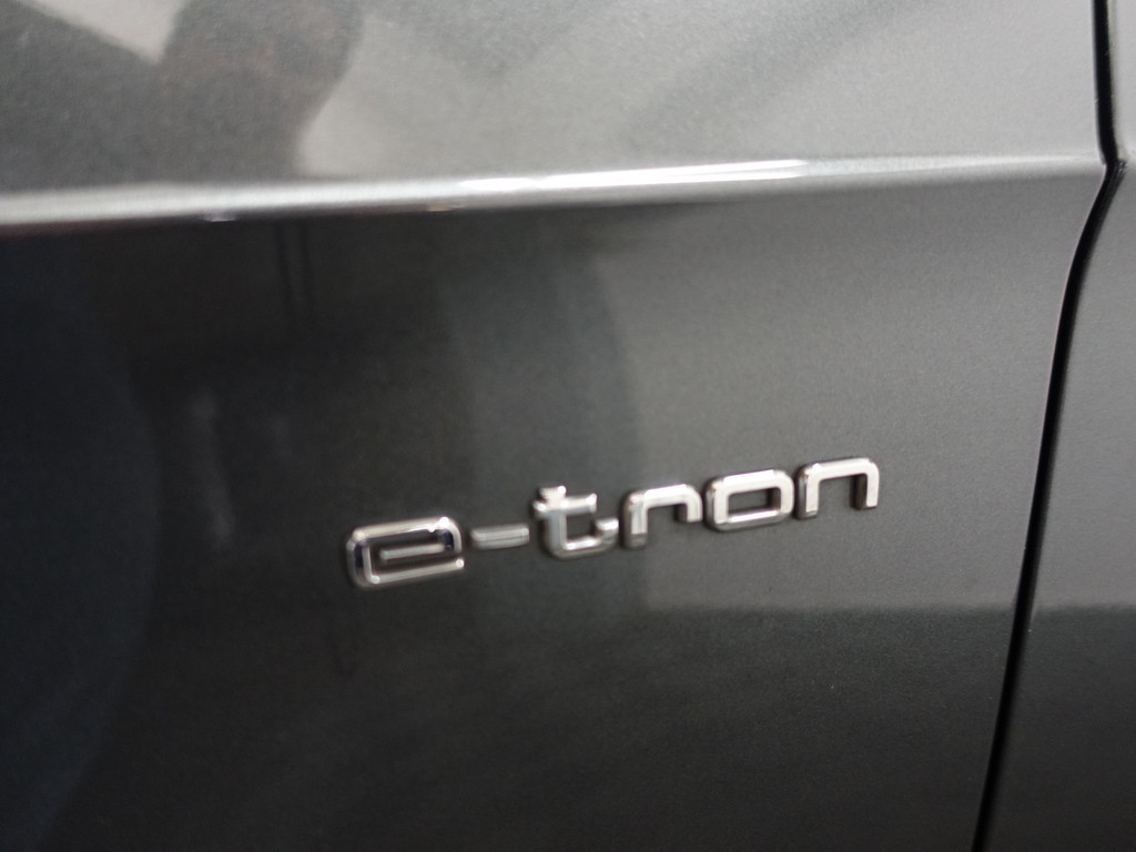 
								Audi A3 Sportback 1.4 e-tron Pro Line S S-Line Aut- Facelift, Virtual Cockpit, Leder Sport Interieur, Keyless, Dynamic Select vol									