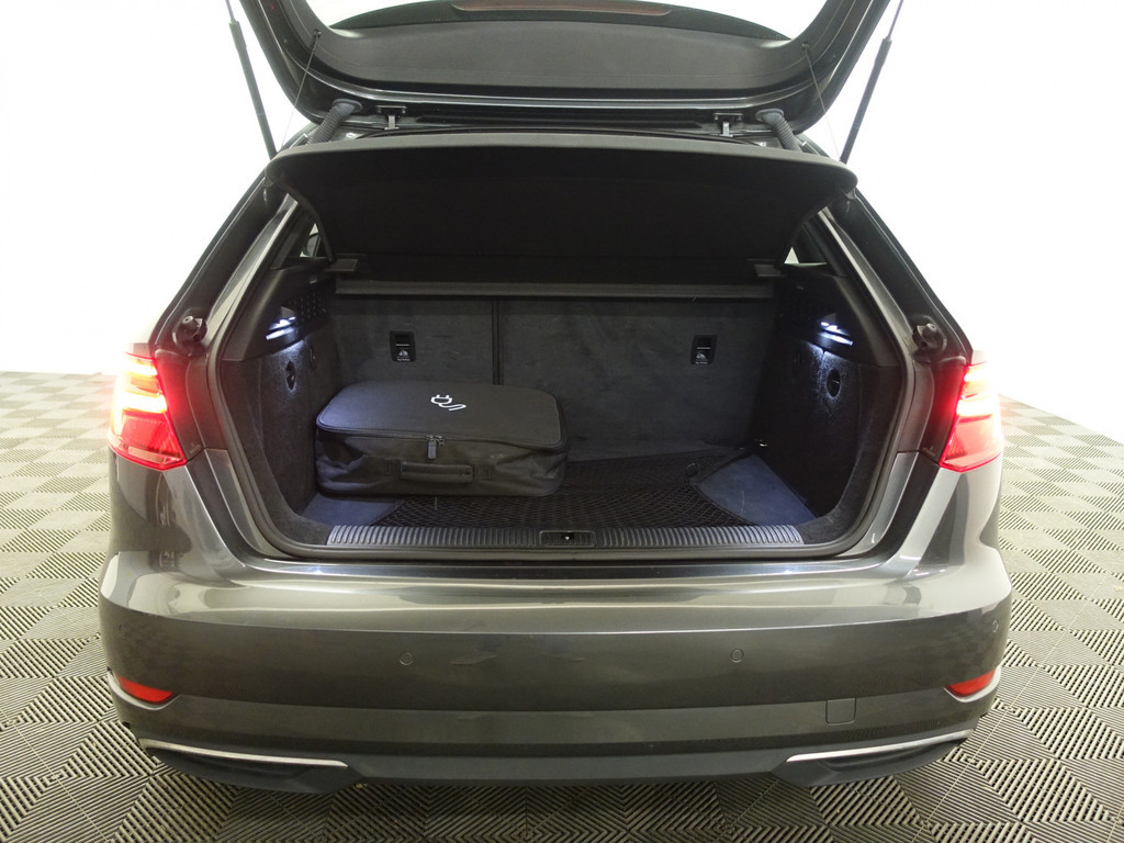 
								Audi A3 Sportback 1.4 e-tron Pro Line S S-Line Aut- Facelift, Virtual Cockpit, Leder Sport Interieur, Keyless, Dynamic Select vol									