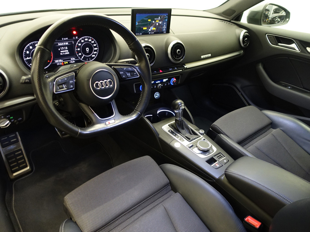 
Audi A3 Sportback 1.4 e-tron Pro LineS S-line Aut- Facelift, Virtual Cockpit, Sport Interieur, Xenon led Matrix, Bang Olufsen, Keyless vol									