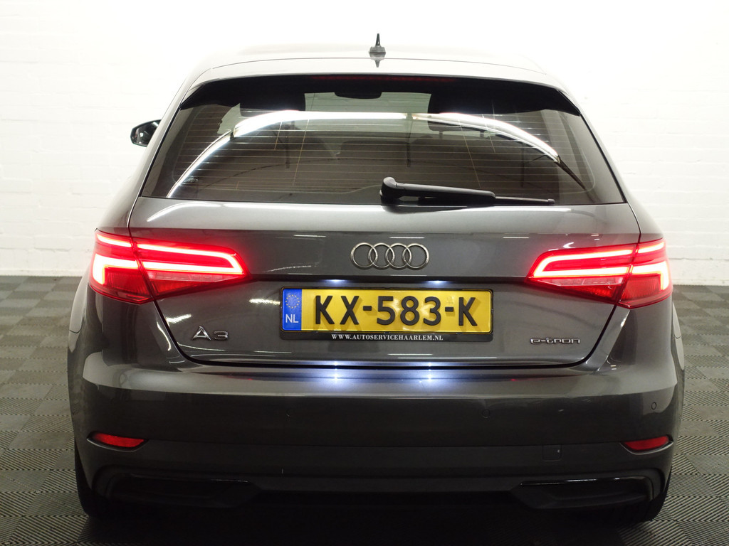 
Audi A3 Sportback 1.4 e-tron Pro LineS S-line Aut- Facelift, Virtual Cockpit, Sport Interieur, Xenon led Matrix, Bang Olufsen, Keyless vol									