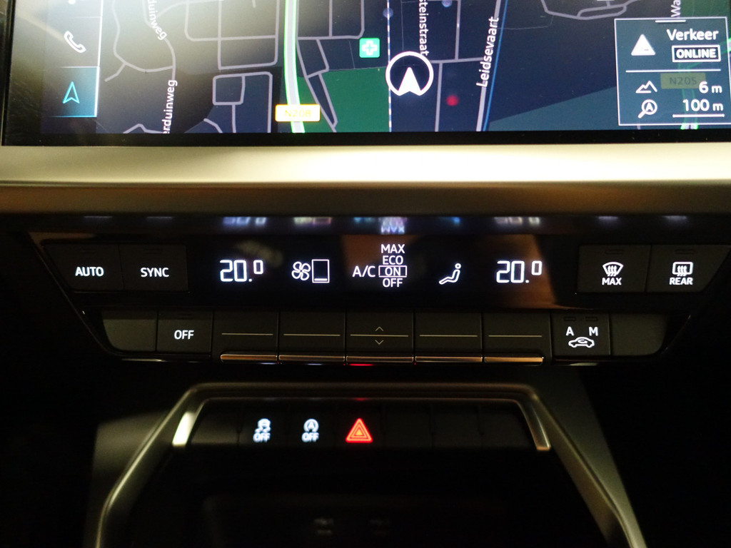 
Audi A3 Sportback 30 TFSI S line Black Optic Aut- Sport Interieur, Virtual Cockpit, Xenon Led, Park Assist, Keyless vol									