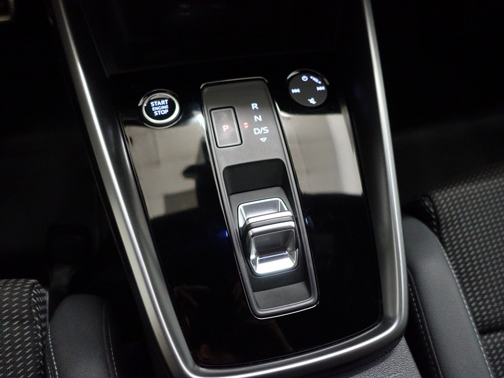 
Audi A3 Sportback 30 TFSI S line Black Optic Aut- Sport Interieur, Virtual Cockpit, Xenon Led, Park Assist, Keyless vol									