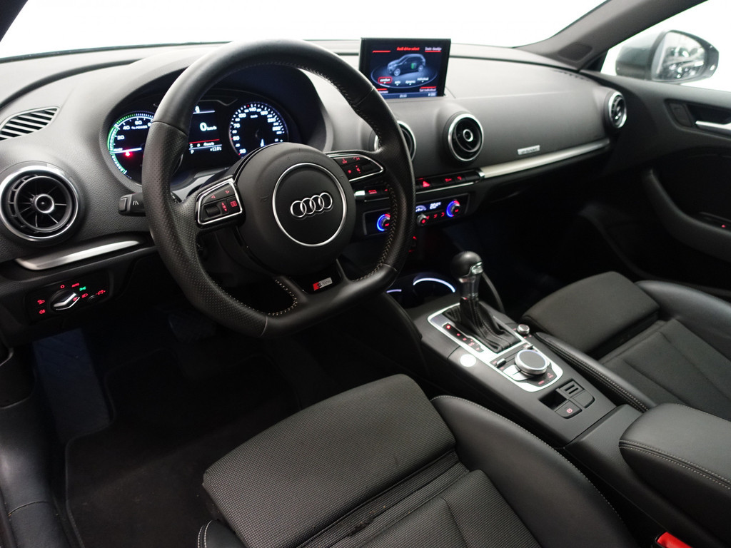 
Audi A3 Sportback 1.4 e-tron PHEV S line Aut- Keyless, Dynamic Select, Ada Cruise, Sport Interieur, Xenon Led vol									