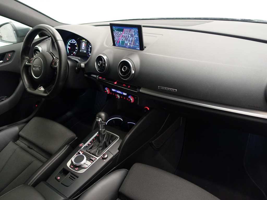
Audi A3 Sportback 1.4 e-tron PHEV S line Aut- Keyless, Dynamic Select, Ada Cruise, Sport Interieur, Xenon Led vol									