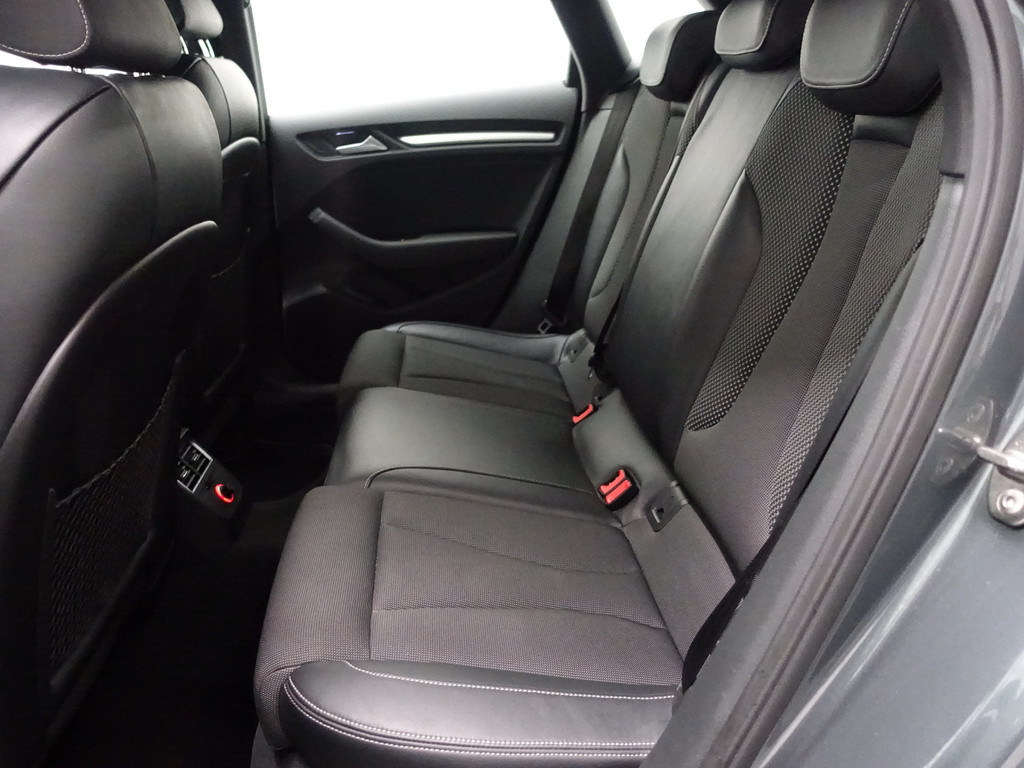 
Audi A3 Sportback 1.4 e-tron PHEV S line Aut- Keyless, Dynamic Select, Ada Cruise, Sport Interieur, Xenon Led vol									