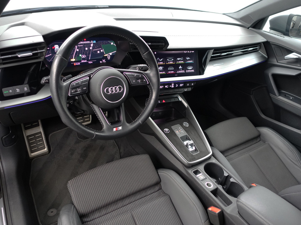 
								Audi A3 Sportback 35 TFSI S Competition Aut- Sport Interieur, Sfeerverlichting, Xenon Led Matrix, CarPlay, Park Assist, Keyless vol									
