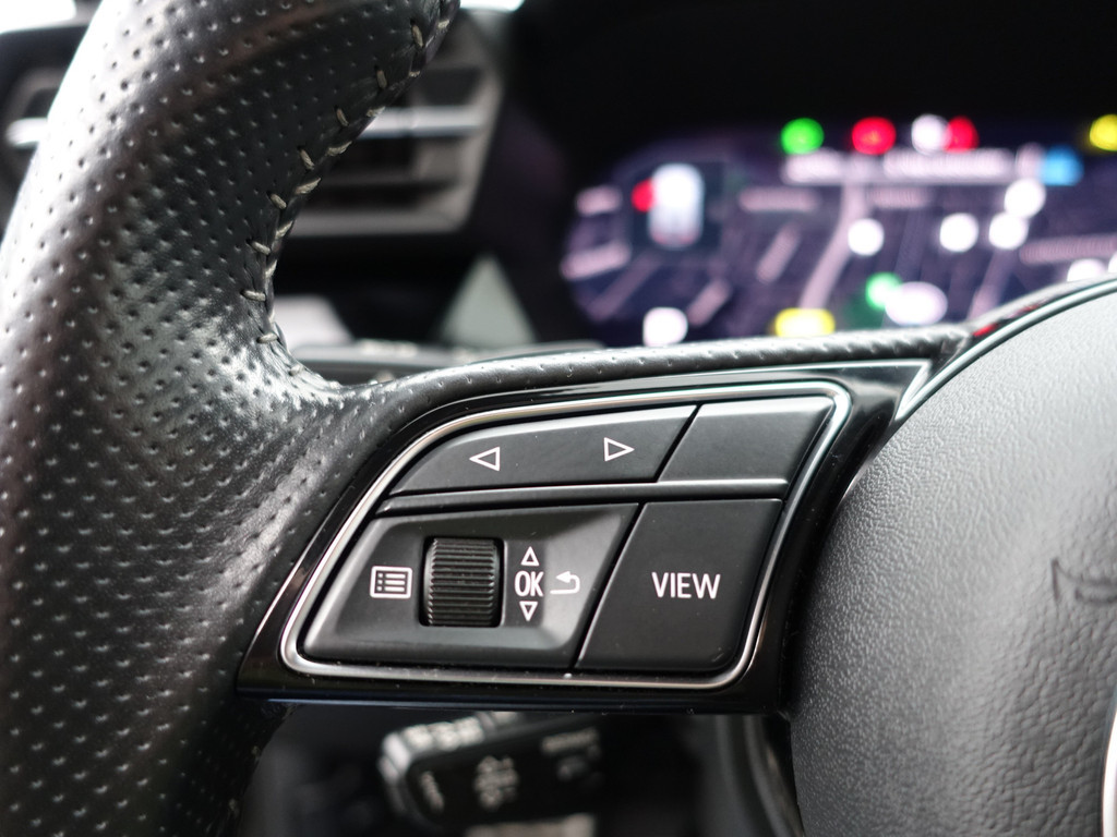 
								Audi A3 Sportback 35 TFSI S Competition Aut- Sport Interieur, Sfeerverlichting, Xenon Led Matrix, CarPlay, Park Assist, Keyless vol									