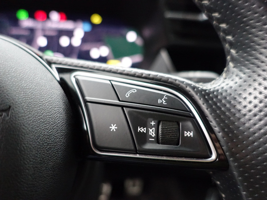 
								Audi A3 Sportback 35 TFSI S Competition Aut- Sport Interieur, Sfeerverlichting, Xenon Led Matrix, CarPlay, Park Assist, Keyless vol									