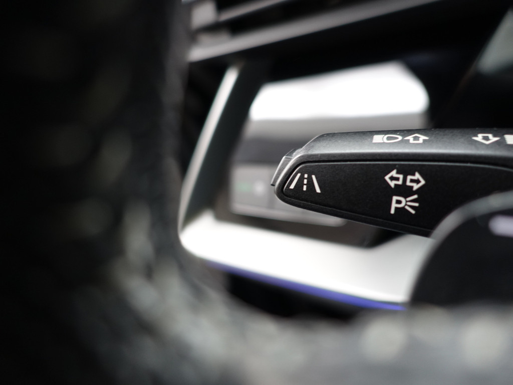 
								Audi A3 Sportback 35 TFSI S Competition Aut- Sport Interieur, Sfeerverlichting, Xenon Led Matrix, CarPlay, Park Assist, Keyless vol									
